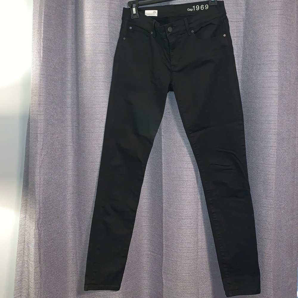 GAP Black Legging Jeans - EUC - 26R